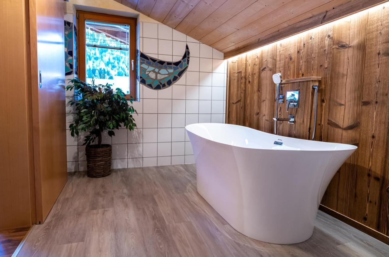 Haus Alpenblick Aparthotel Ehrwald Exterior foto
